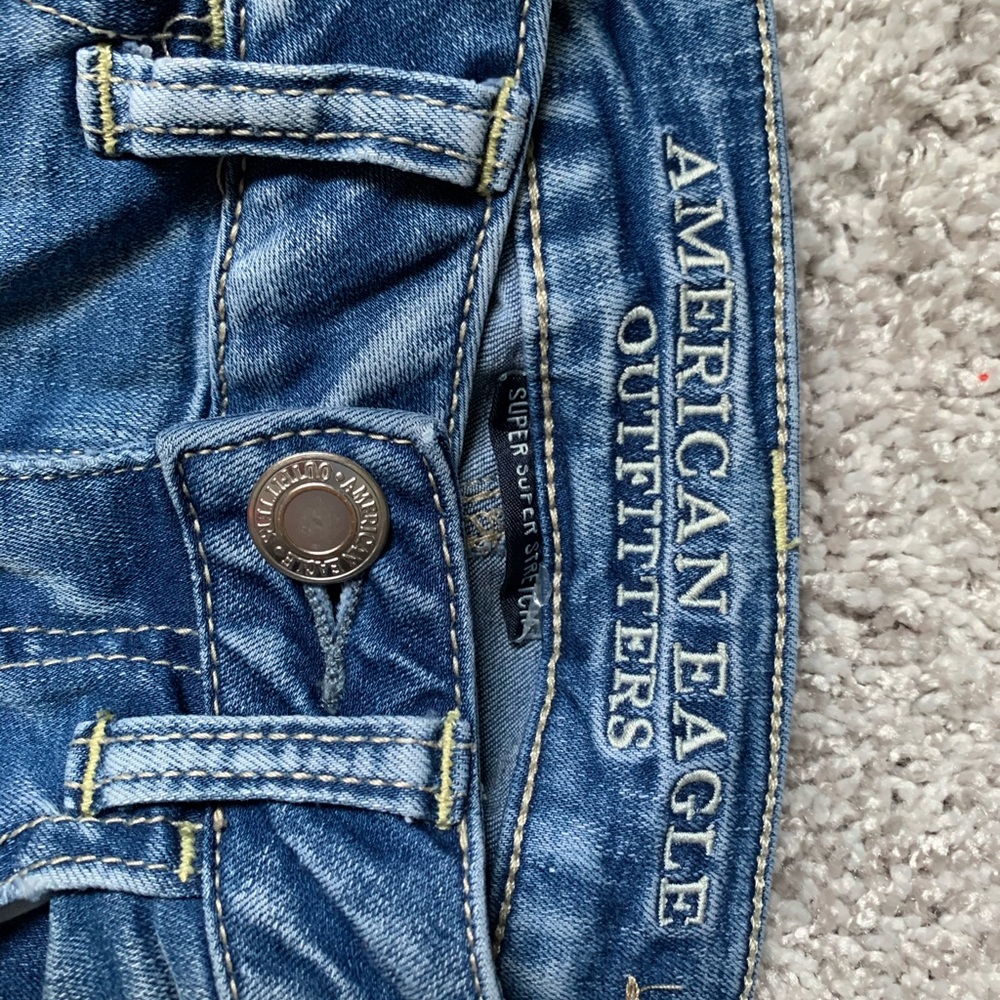 Jeans - Picture 2 of 4